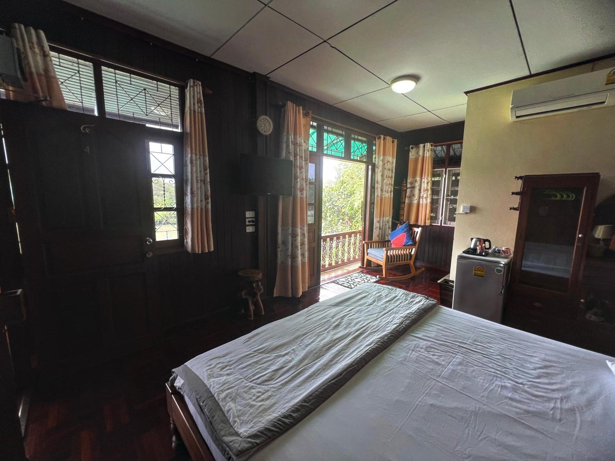 Ban Heng Appartement Phra Nakhon Si Ayutthaya Buitenkant foto